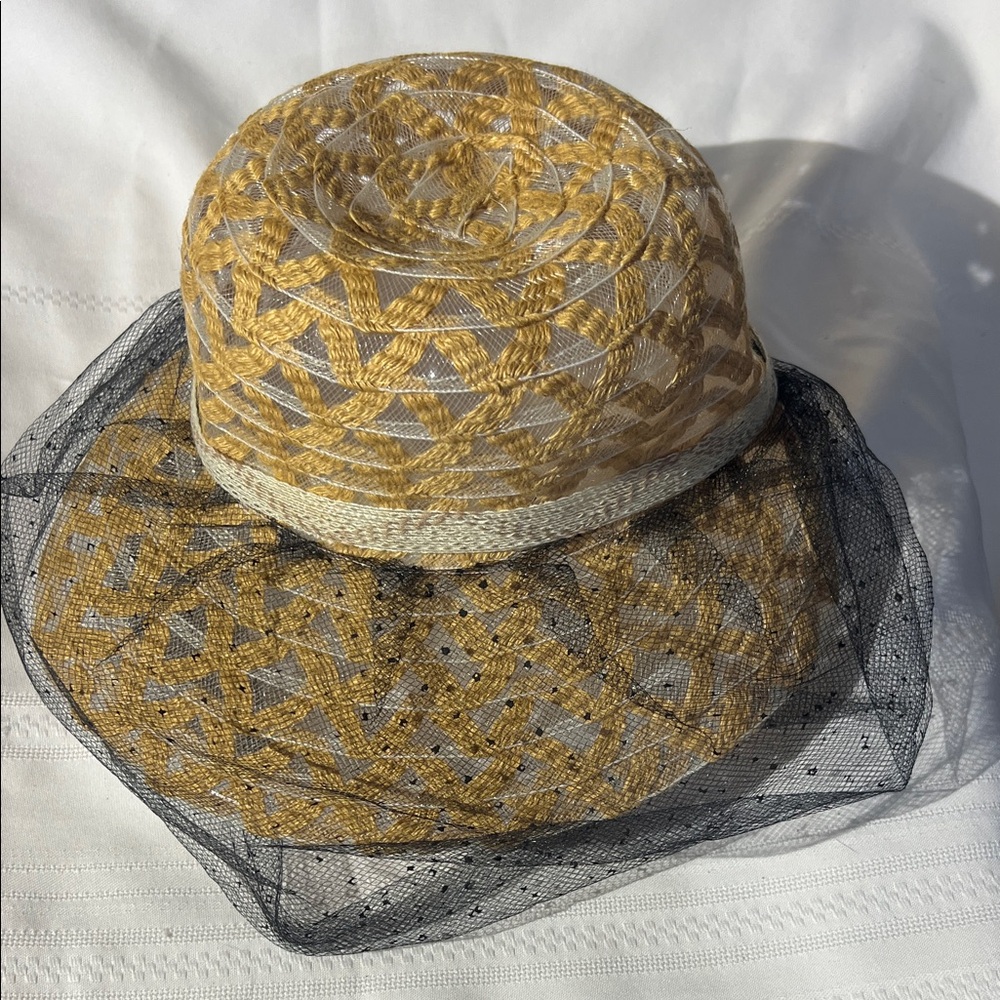 Elegant Gold and Black Women's Straw Hat